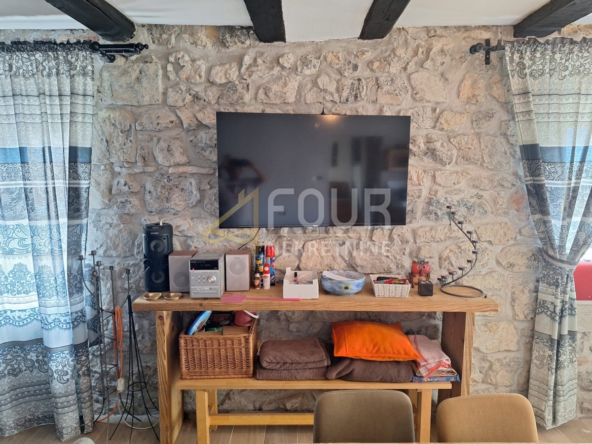 Hiša Vrbovsko, 140m2