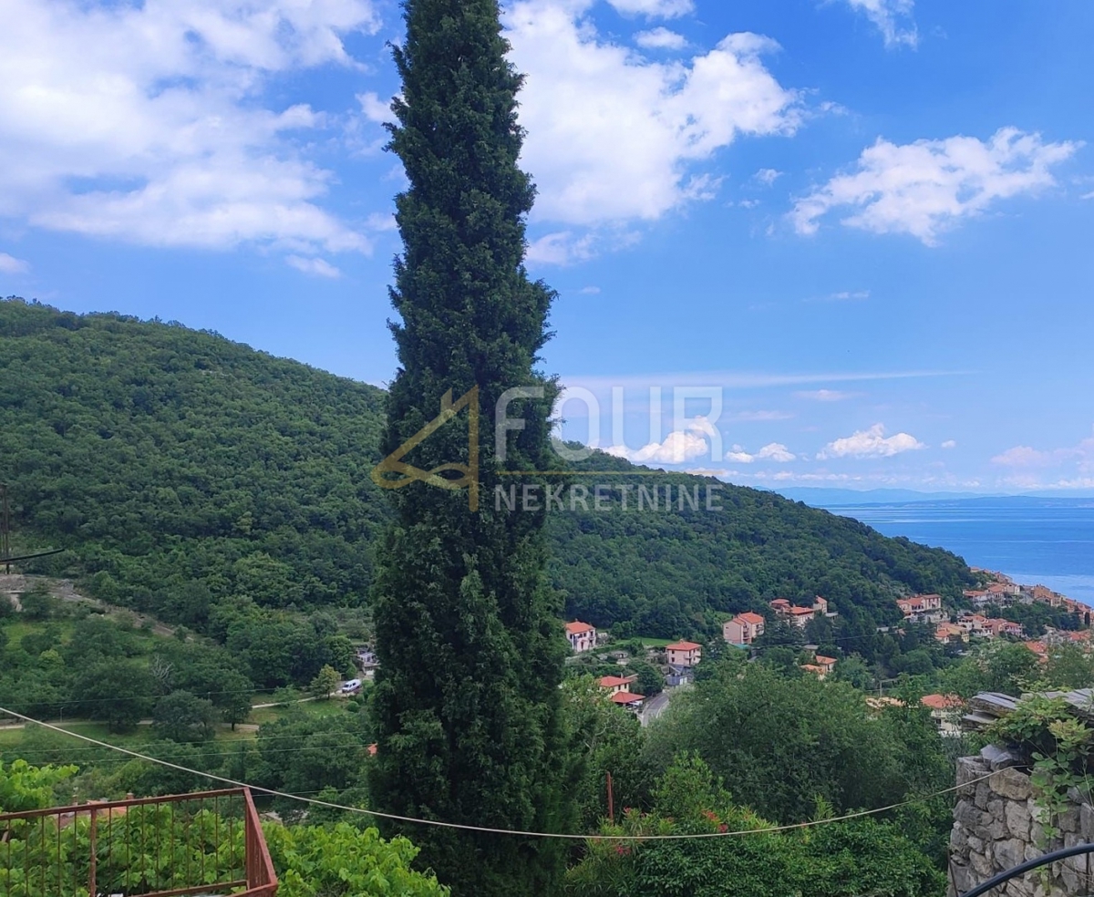 Zemljišče Mošćenička Draga, 1.212m2