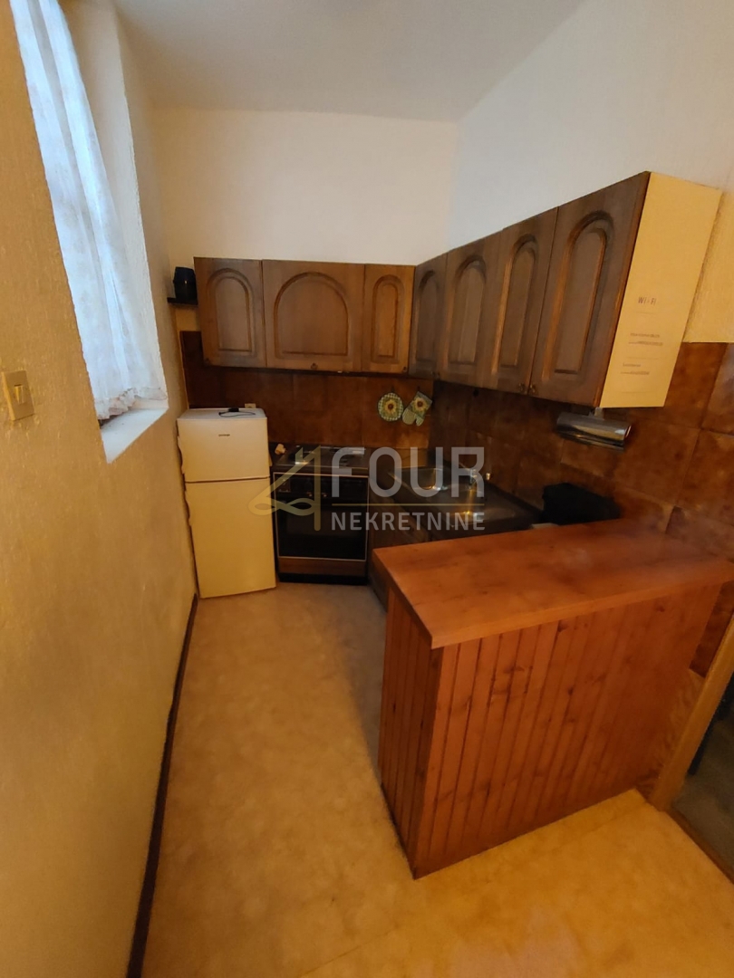 Hiša Mali Lošinj, 240m2