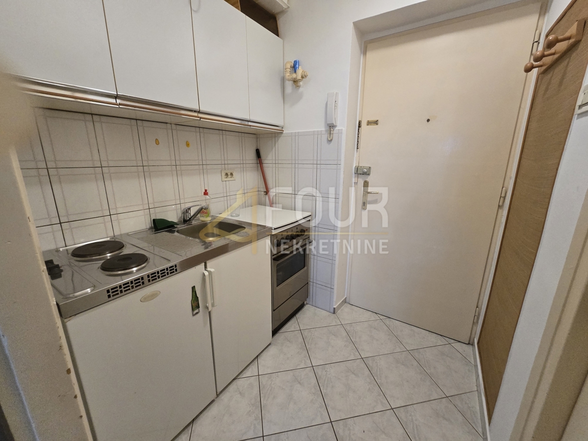 Stanovanje Pećine, Rijeka, 21m2