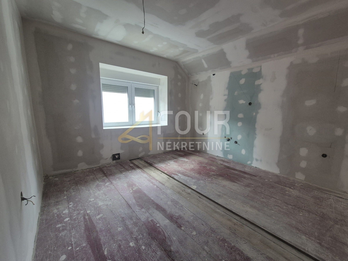 Hiša Delnice, 250m2