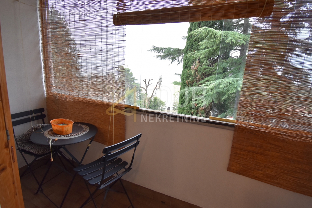 Opatija, 2s + dnevna soba, 57m2, pogled na morje