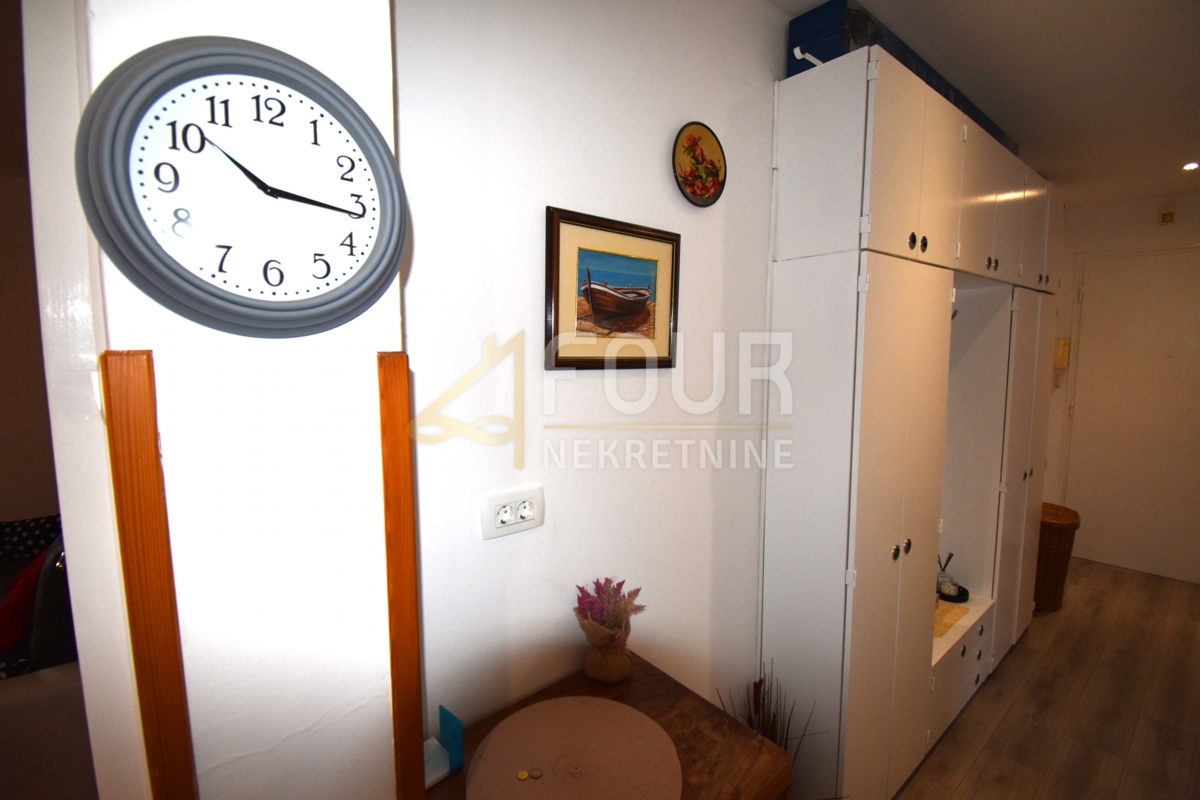 Opatija, 2s + dnevna soba, 57m2, pogled na morje