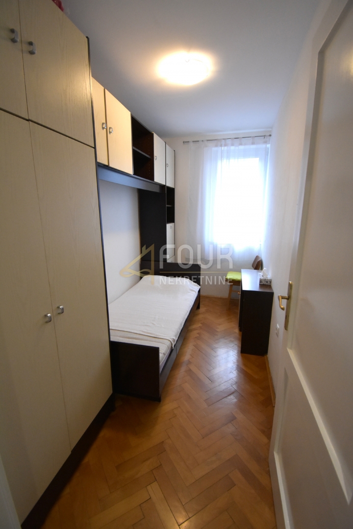 Opatija, 2s + dnevna soba, 57m2, pogled na morje