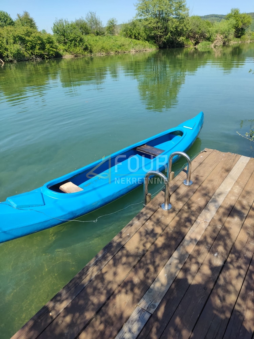 Karlovac - okolica, čudovit posest v bližini Korane