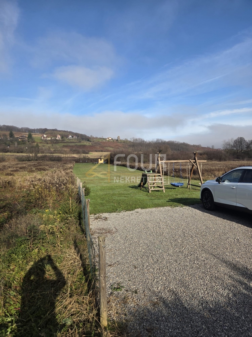 Karlovac - okolica, čudovit posest v bližini Korane