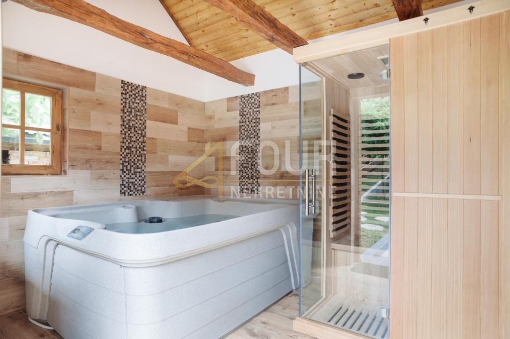 Karlovac - okolica, čudovit posest v bližini Korane