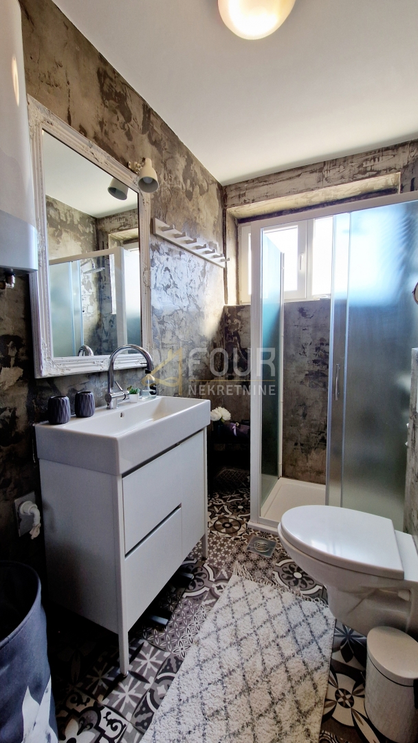 Stanovanje Centar, Pula, 96,36m2