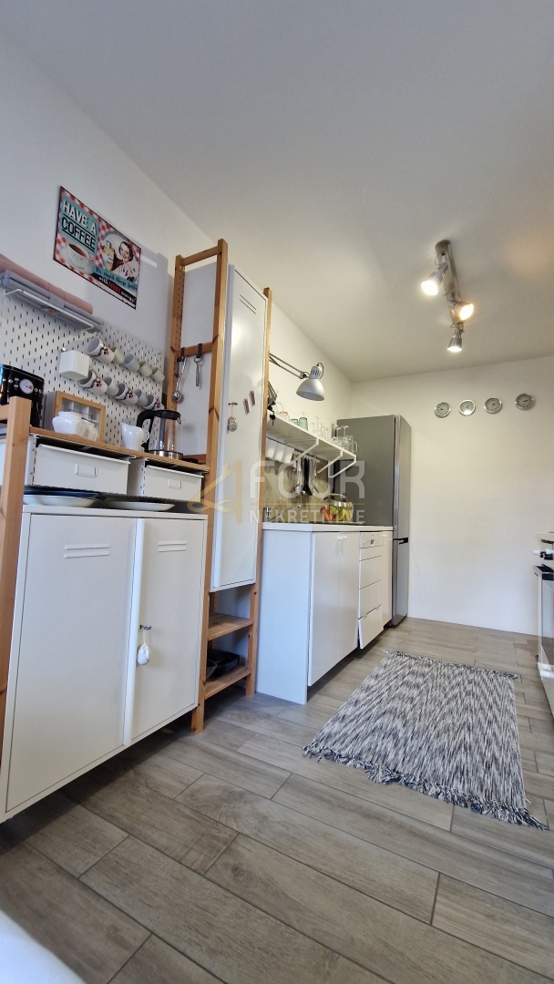 Stanovanje Centar, Pula, 96,36m2