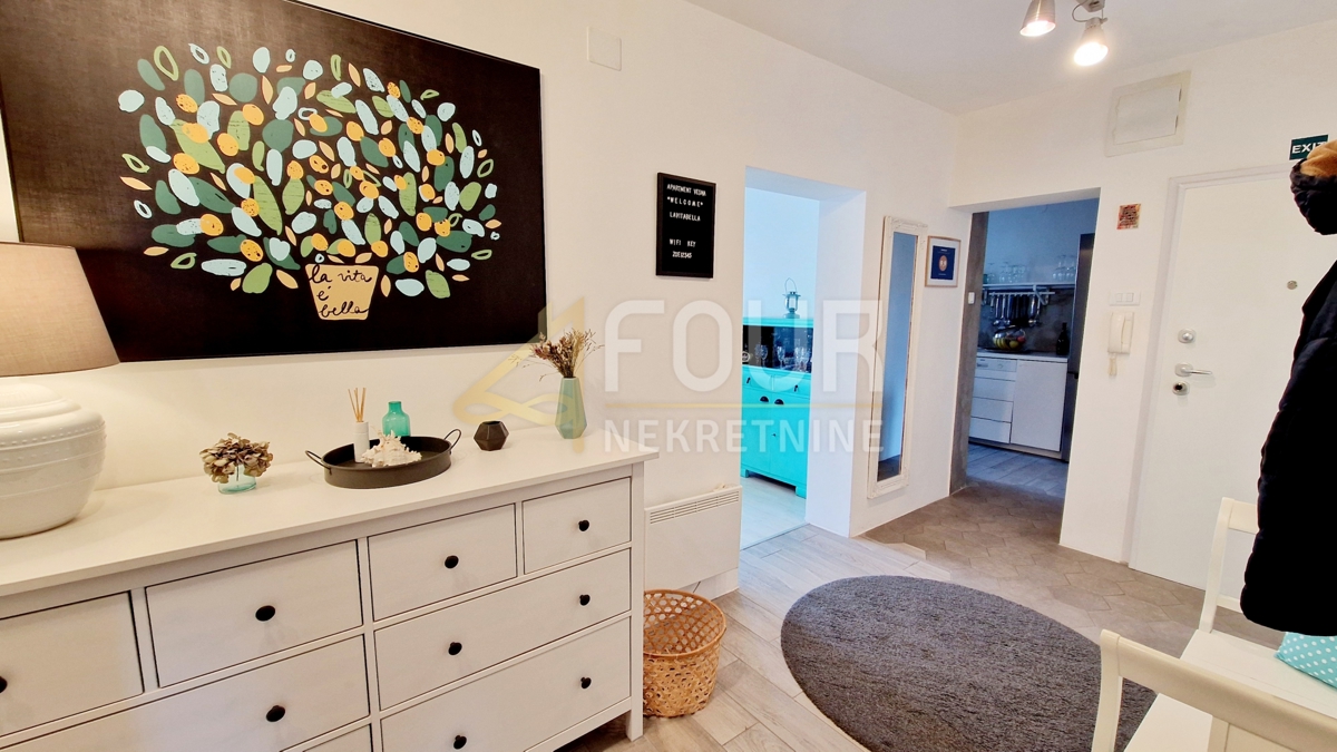 Stanovanje Centar, Pula, 96,36m2