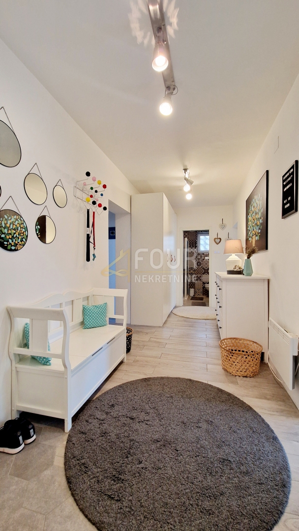 Stanovanje Centar, Pula, 96,36m2