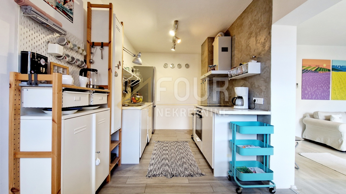 Stanovanje Centar, Pula, 96,36m2