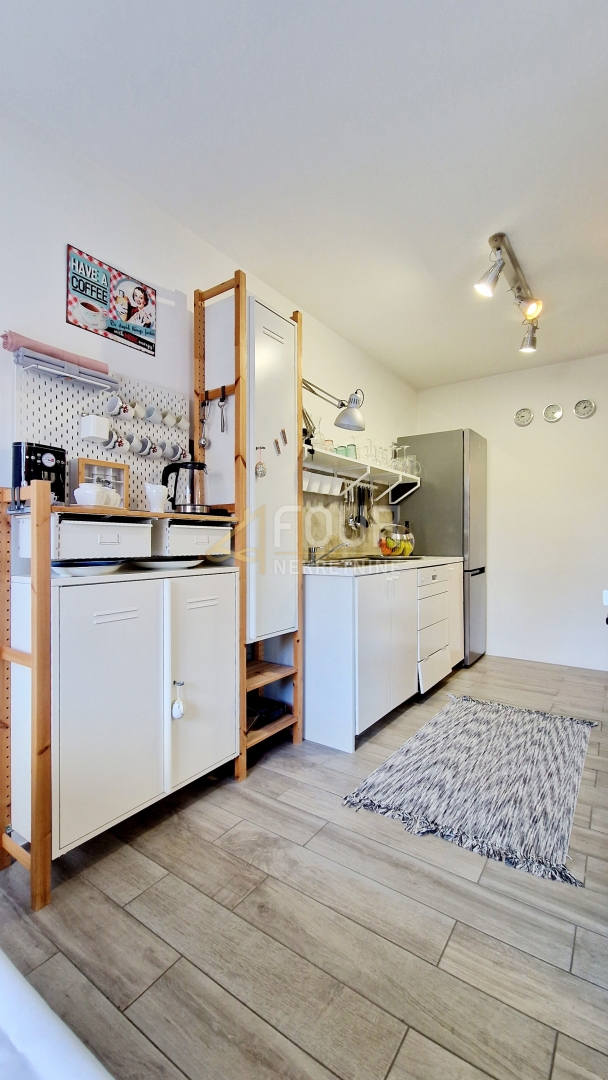 Stanovanje Centar, Pula, 96,36m2