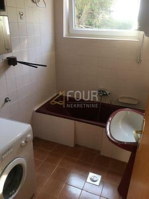 Hiša Trget, Raša, 247,26m2