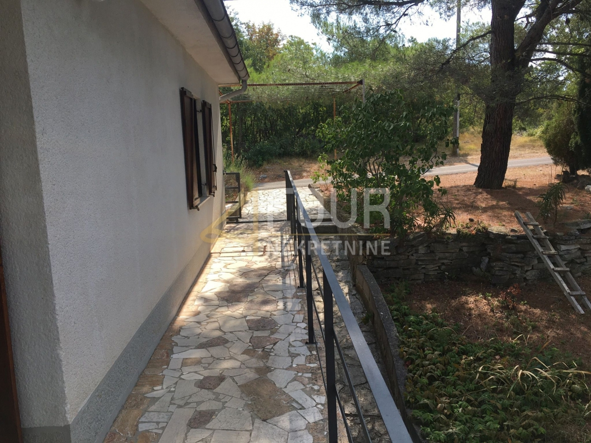 Hiša Trget, Raša, 247,26m2