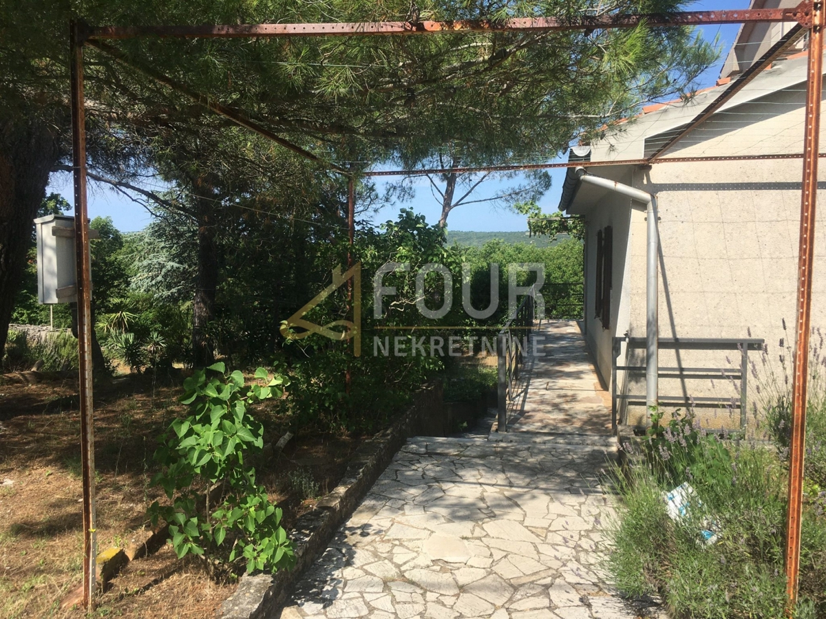 Hiša Trget, Raša, 247,26m2