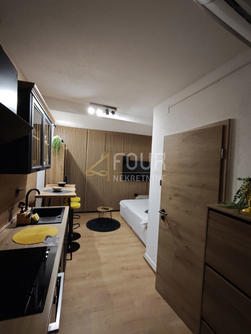 Reka, Trsat, garsonjera, 18m2