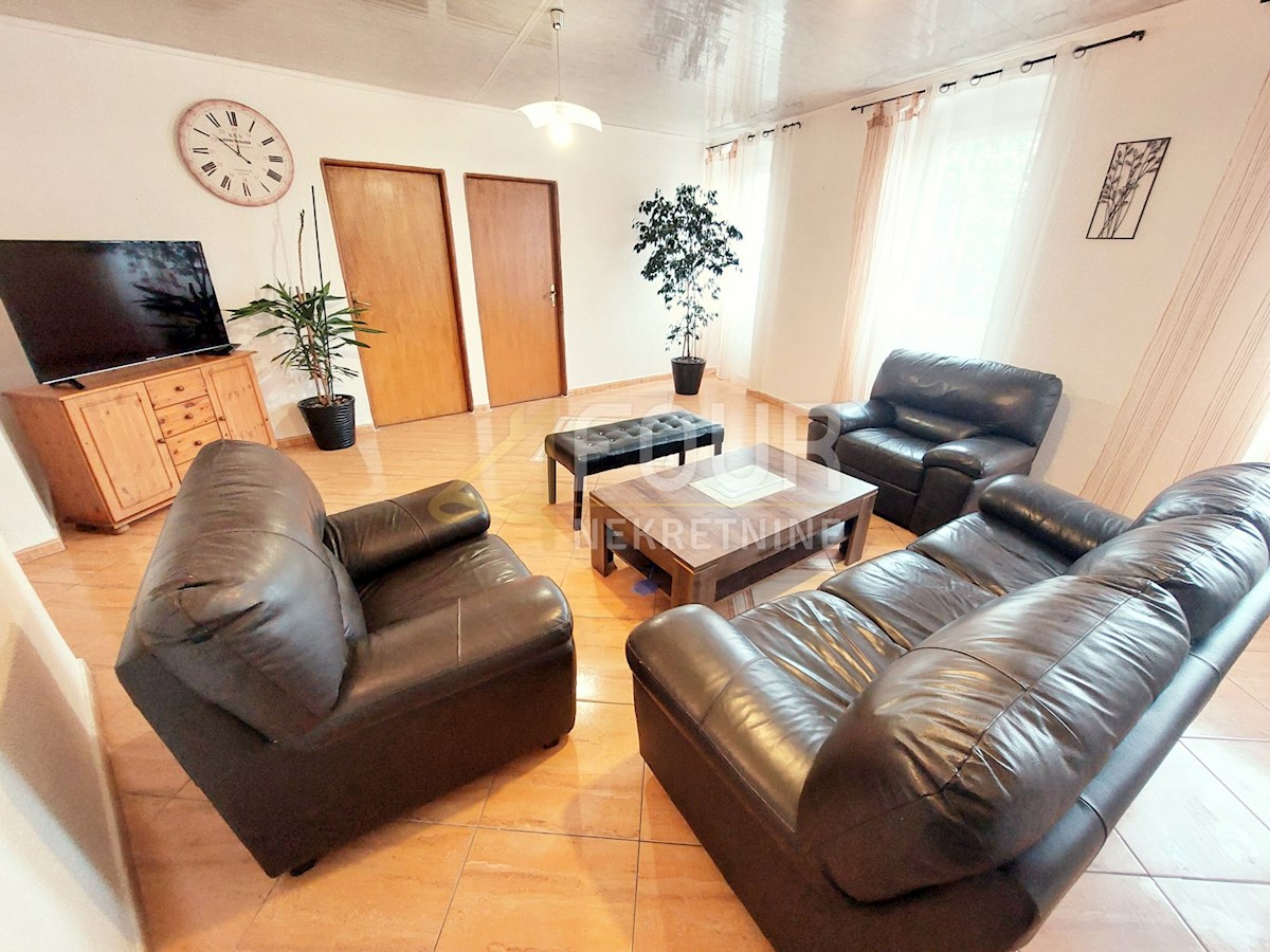 Hiša Kastav, 379m2