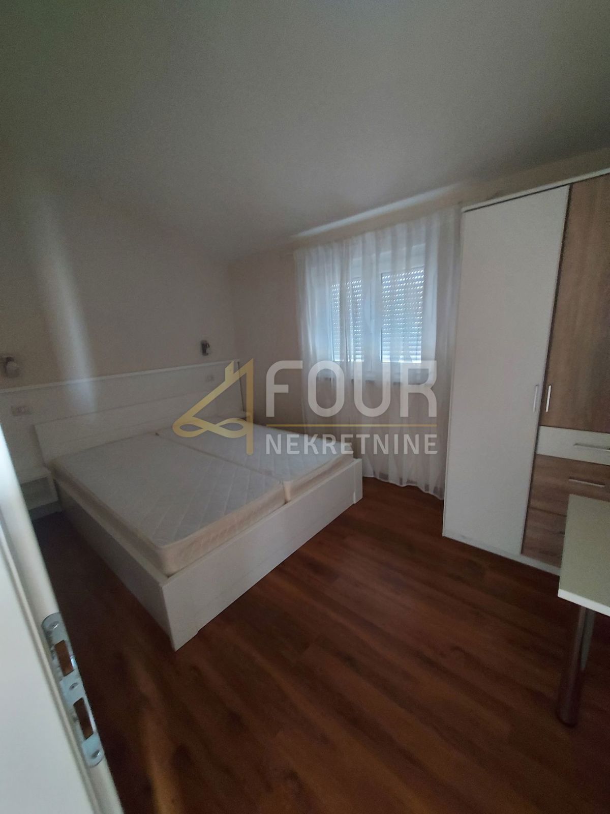Hiša Kaštelir, Kaštelir-Labinci, 180m2