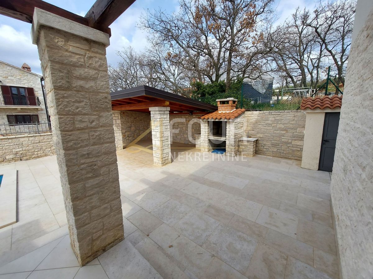 Hiša Kaštelir, Kaštelir-Labinci, 180m2