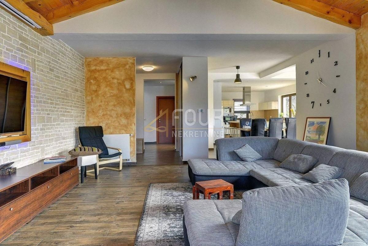 Hiša Rovinj, 400m2