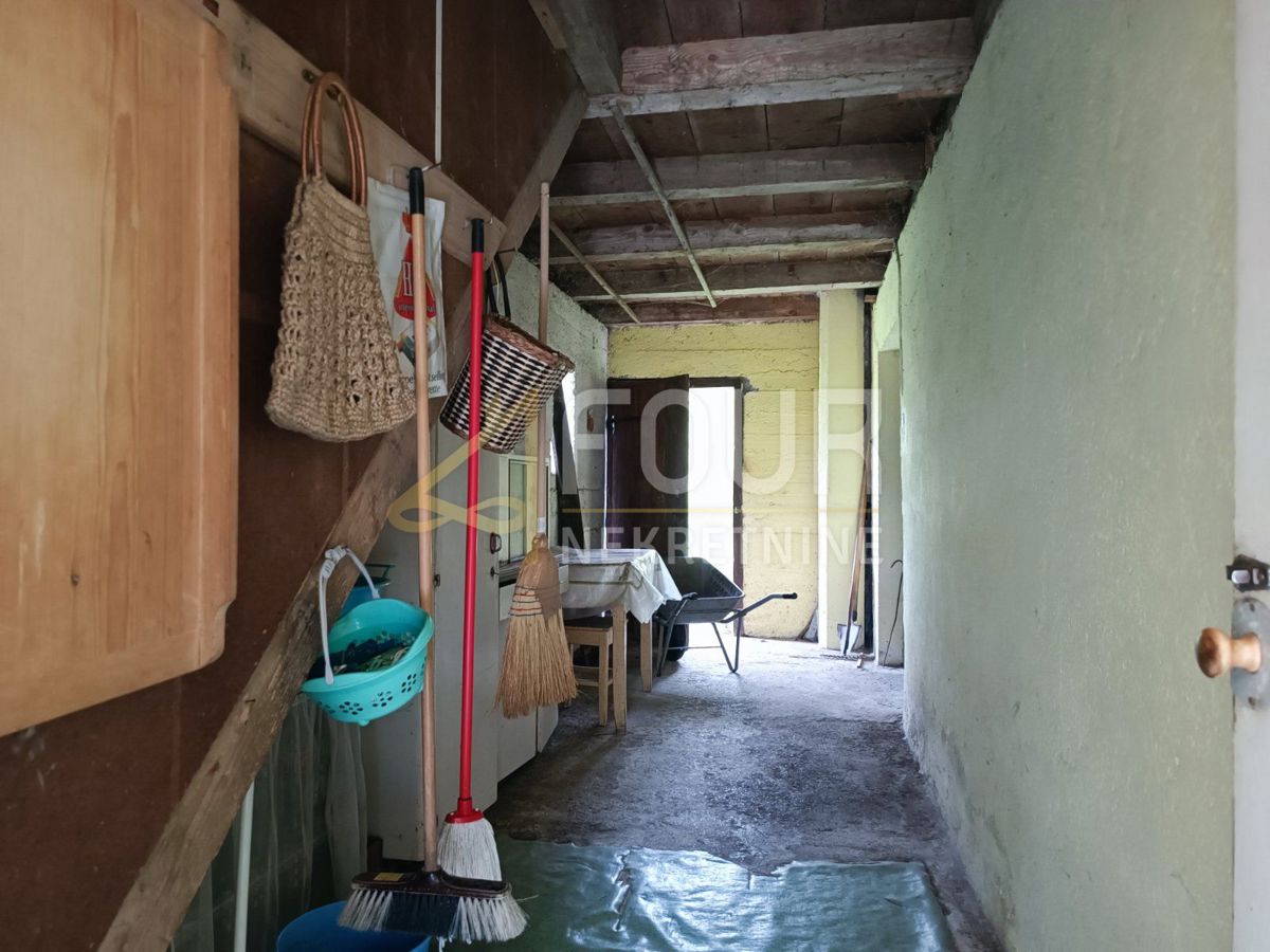 Hiša Vrbovsko, 200m2