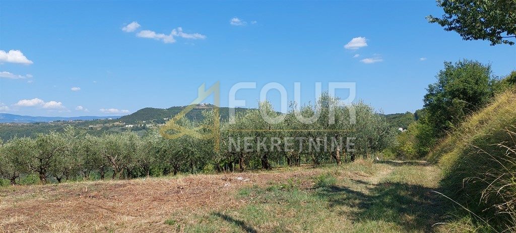 Zemljišče Kršikla, Pazin - Okolica, 1.747m2