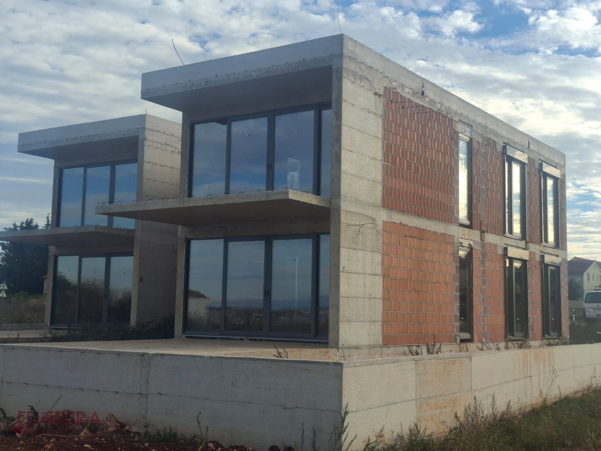 ZADAR - UGLJAN, STAN 125,87 M2, PRODAJA, STREŠNA TERASA, NOVO, RAZGLED, PRVA VRSTA!!!