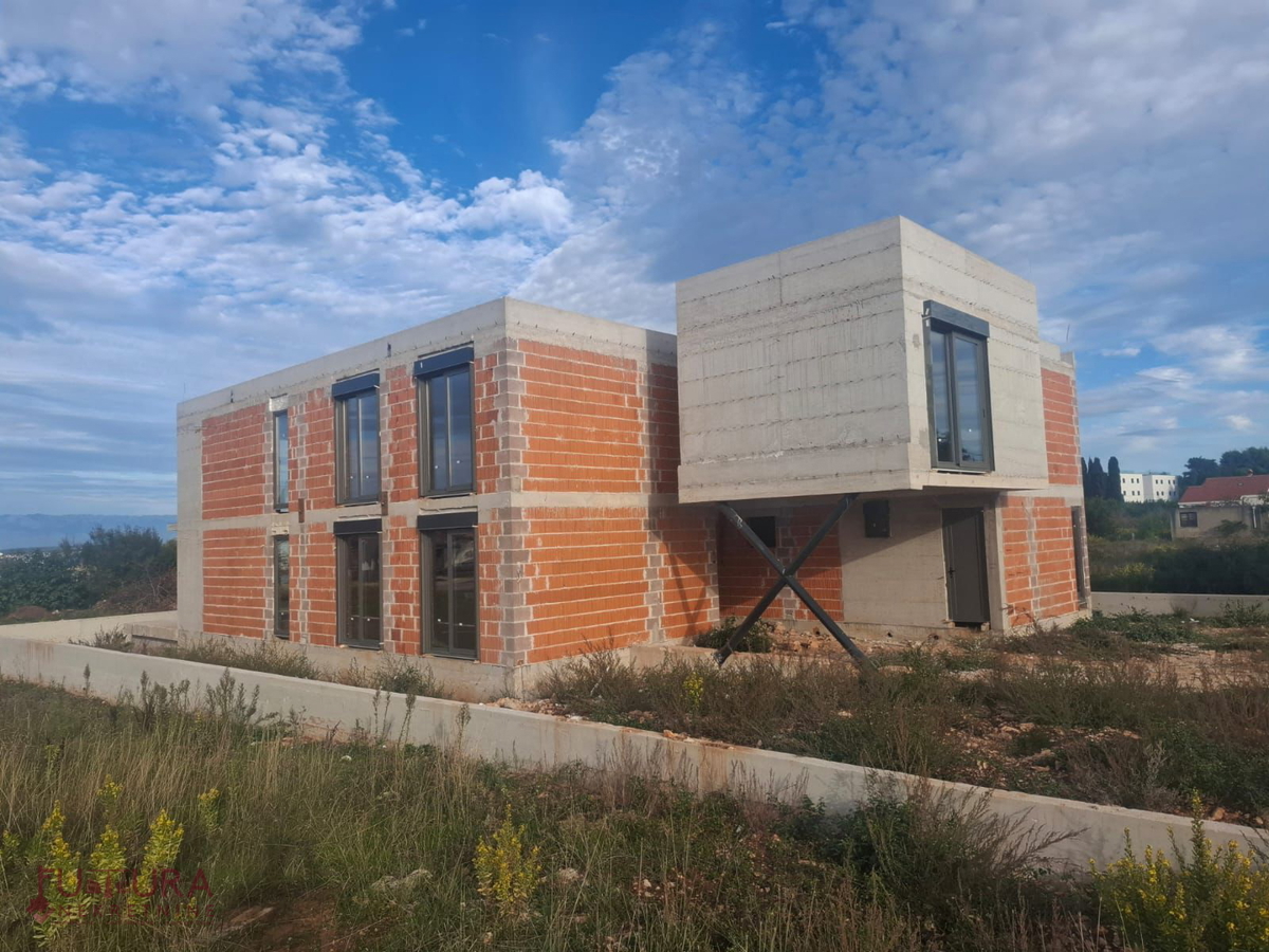 ZADAR - UGLJAN, STAN 125,87 M2, PRODAJA, STREŠNA TERASA, NOVO, RAZGLED, PRVA VRSTA!!!