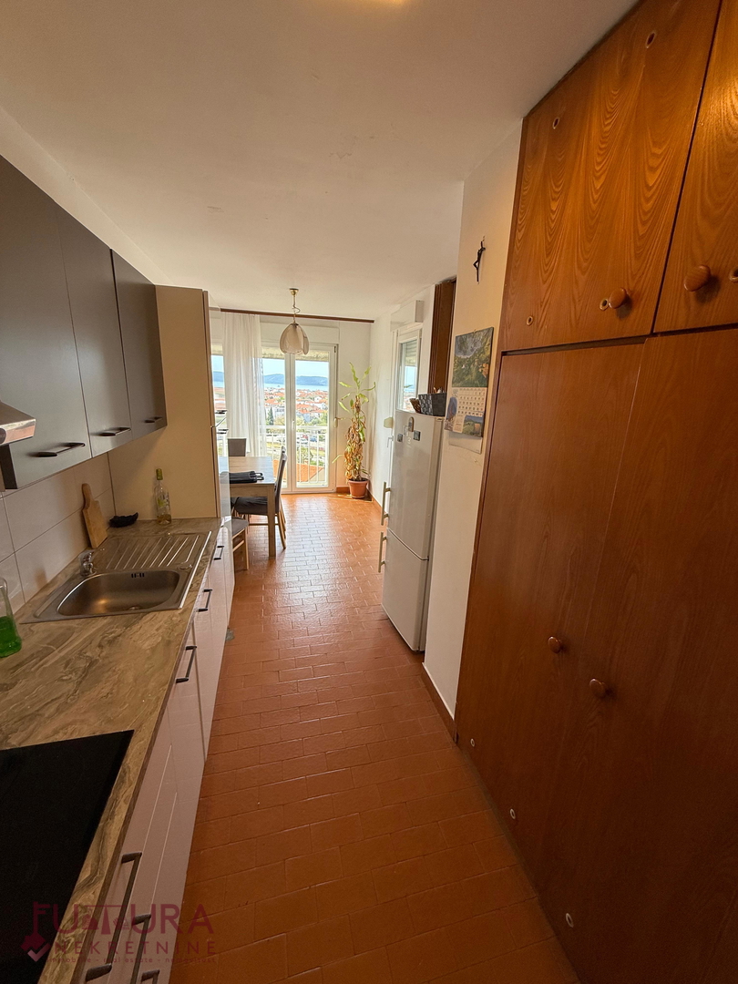 ZADAR - BULEVAR, STANOVANJE 70,65 M2, PRODAJA, RAZGLED, ODLIČNA LOKACIJA!!!
