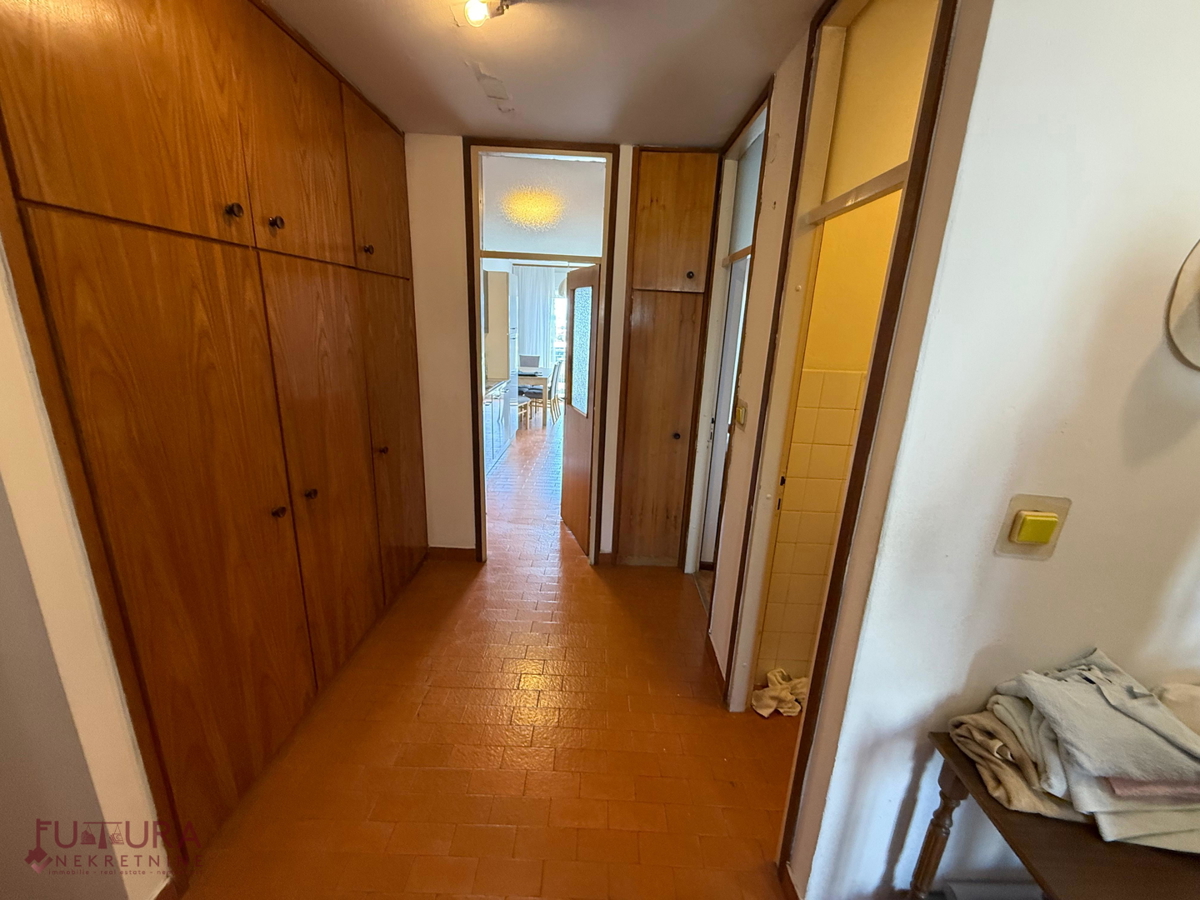 ZADAR - BULEVAR, STANOVANJE 70,65 M2, PRODAJA, RAZGLED, ODLIČNA LOKACIJA!!!