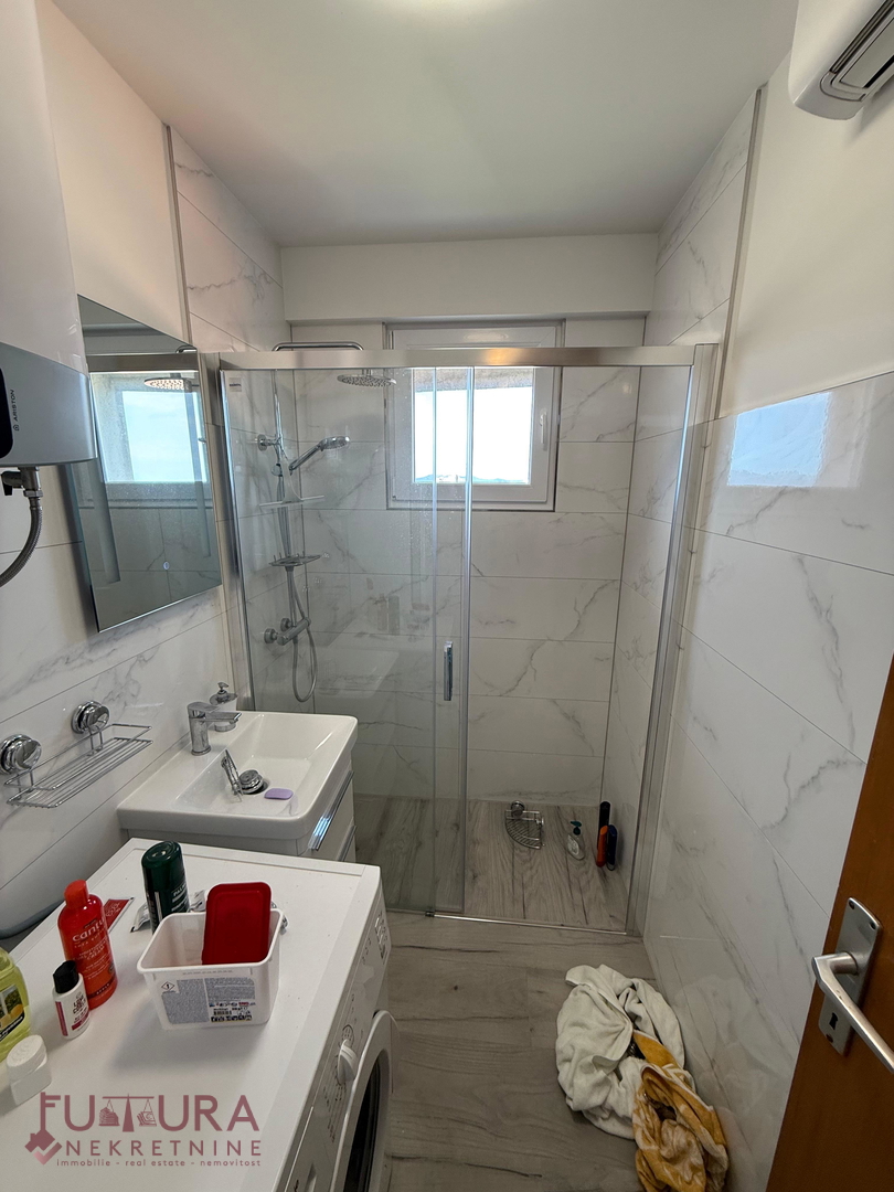 ZADAR - BULEVAR, STANOVANJE 70,65 M2, PRODAJA, RAZGLED, ODLIČNA LOKACIJA!!!