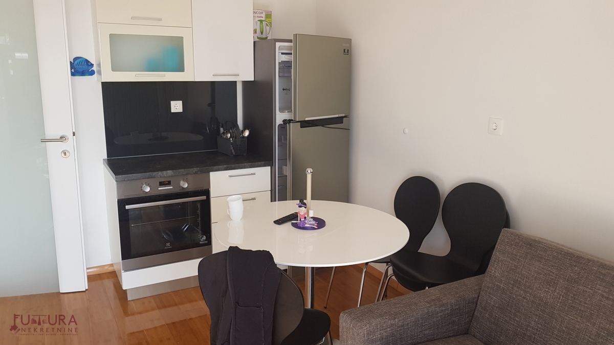 NOVALJA, PRODAJA DVA STANOVANJA 87,73 M2, ČUDOVIT RAZGLED!!!