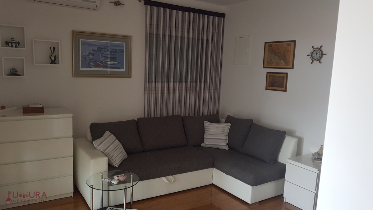 NOVALJA, PRODAJA DVA STANOVANJA 87,73 M2, ČUDOVIT RAZGLED!!!