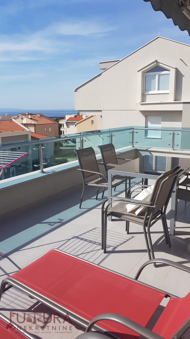 NOVALJA, PRODAJA DVA STANOVANJA 87,73 M2, ČUDOVIT RAZGLED!!!