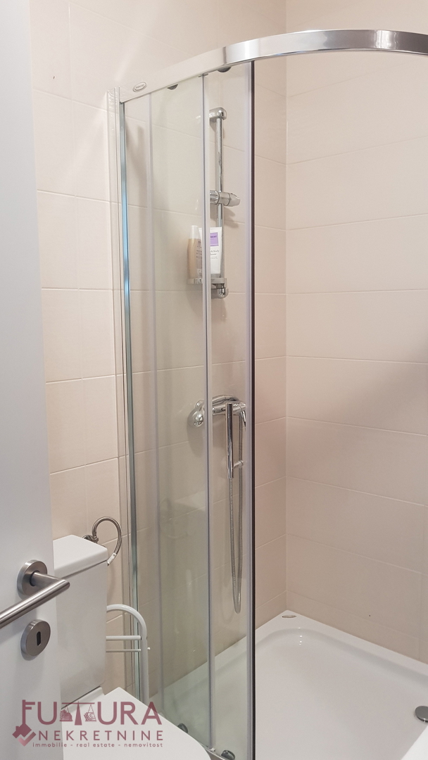 NOVALJA, PRODAJA DVA STANOVANJA 87,73 M2, ČUDOVIT RAZGLED!!!