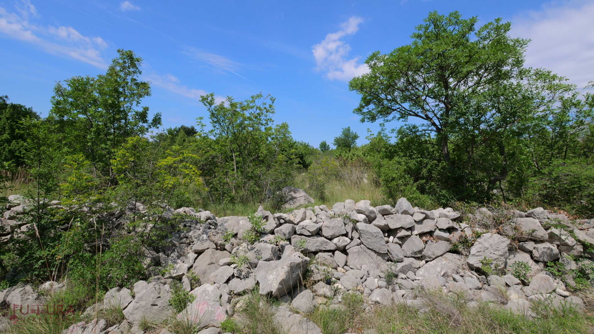 STARIGRAD - SELINE, PRODAJA GRADBENIŠKEGA ZEMLJIŠČA 3264 M2
