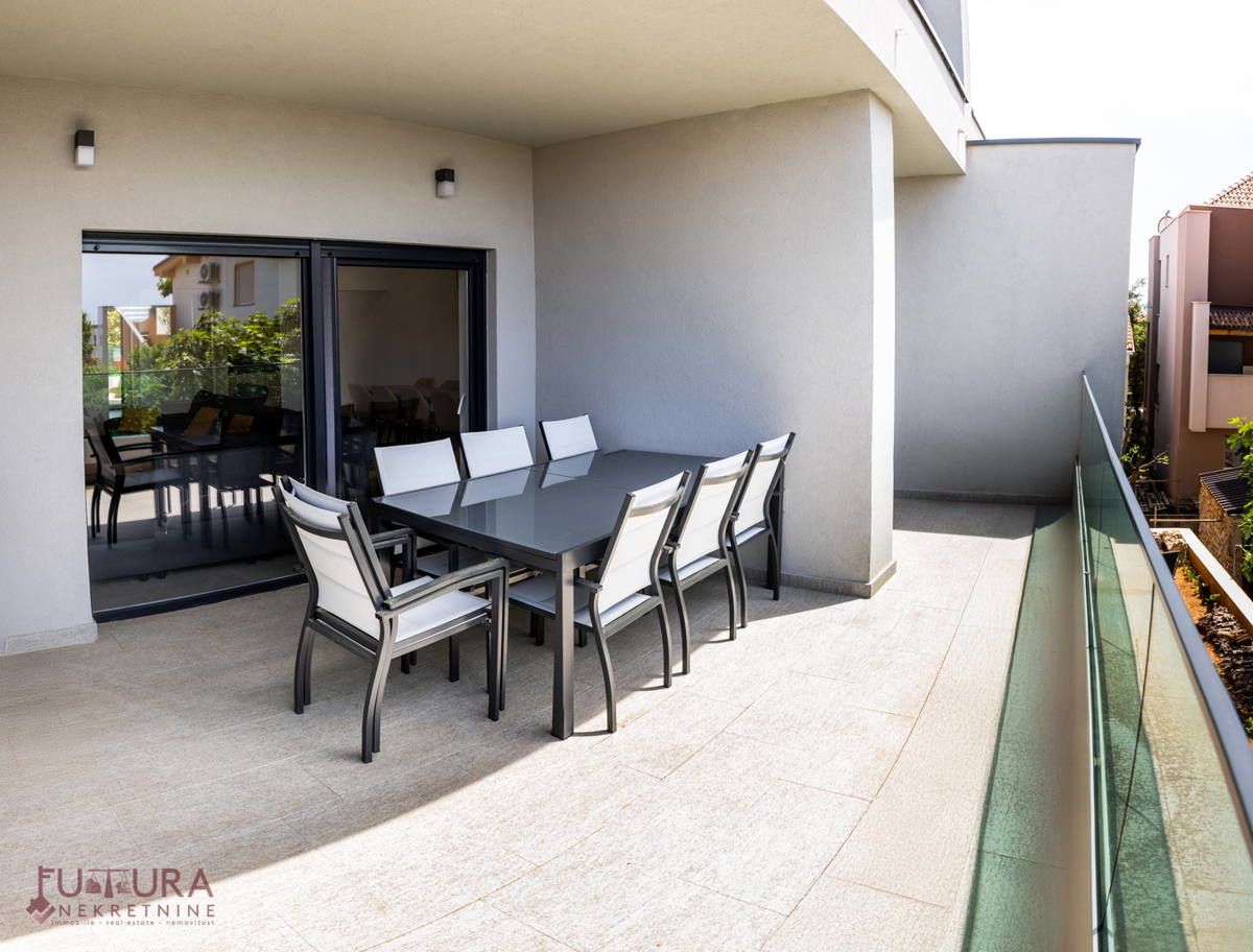 PAG - MANDRE, STANOVANJE 146,71 M2 PRODAJA, NOVO, POGLED, LOKACIJA!!!