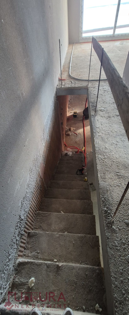 AKCIJA!! PAG - MANDRE, STANOVANJE 154,06 M2, PRODAJA, PRVA VRSTA OB MORJU, RAZGLED, NOVO, VRT, DVIGALO!!!