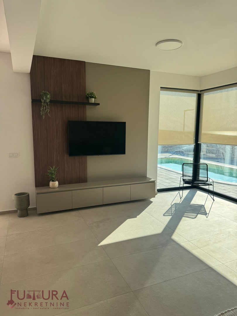 PAG - KOLAN, PRODAJA VILE 190 M2, NOVO, BAZEN, POGLED!!!