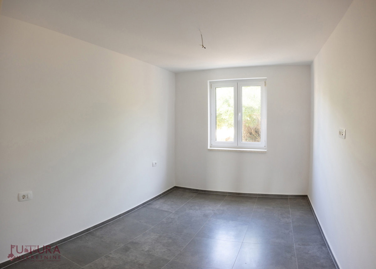 Pag - Mandre, stan 100,32 m2, prodaja, razgled, vrt, garaža, lokacija