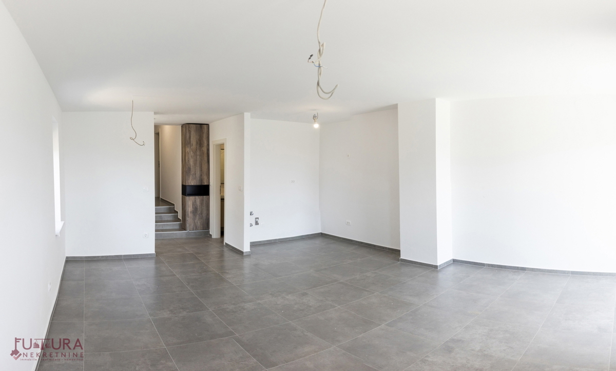 Pag - Mandre, stan 100,32 m2, prodaja, razgled, vrt, garaža, lokacija