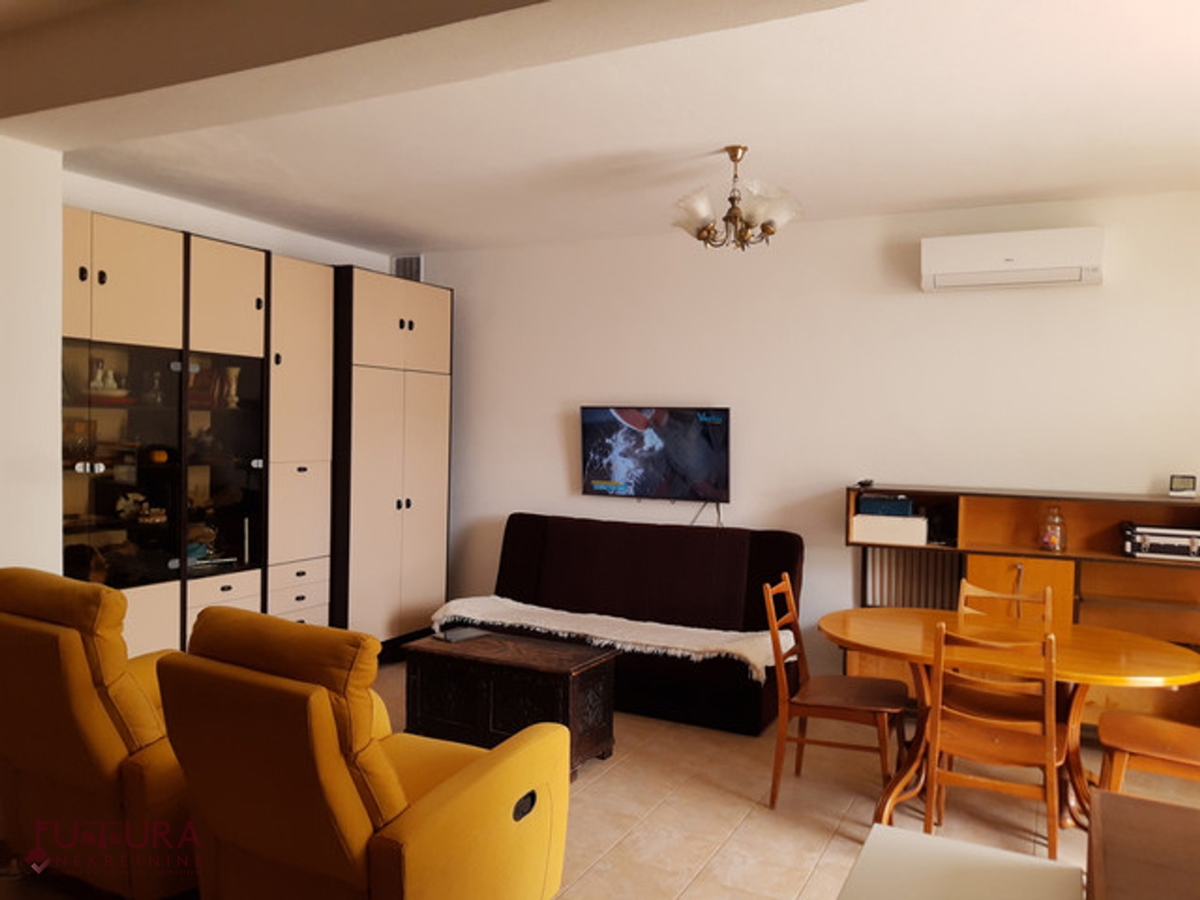 PAG, PRODAJA DVOSTAMBENE HIŠE 246,86 M2, PRODAJA, POGLED, 5 STANOVANJ!!!