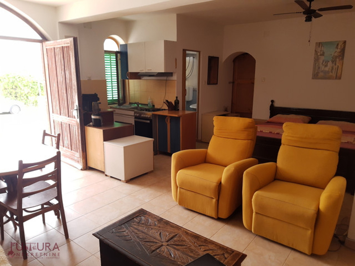 PAG, PRODAJA DVOSTAMBENE HIŠE 246,86 M2, PRODAJA, POGLED, 5 STANOVANJ!!!