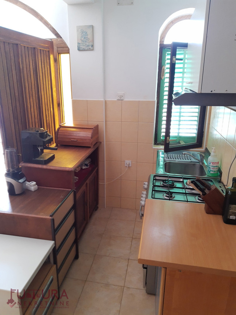 PAG, PRODAJA DVOSTAMBENE HIŠE 246,86 M2, PRODAJA, POGLED, 5 STANOVANJ!!!