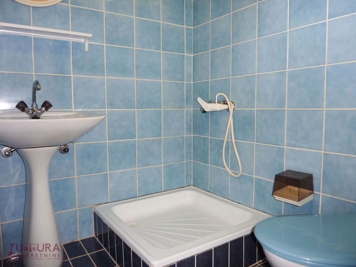 PAG, PRODAJA DVOSTAMBENE HIŠE 246,86 M2, PRODAJA, POGLED, 5 STANOVANJ!!!