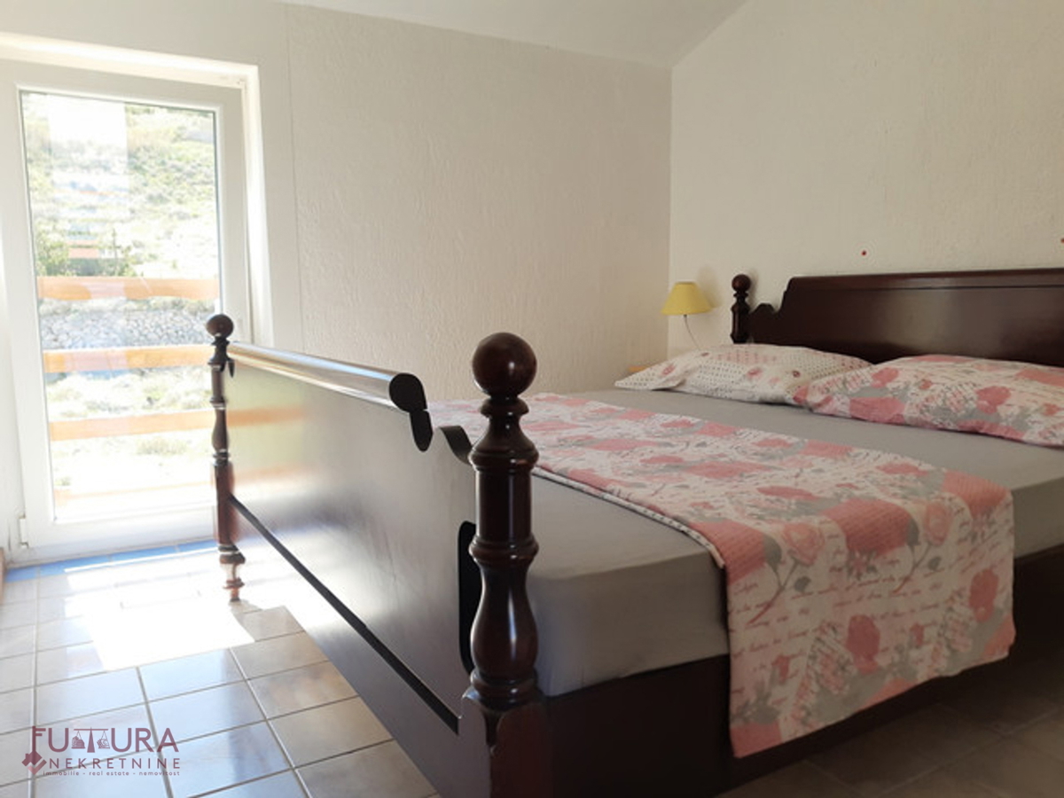 PAG, PRODAJA DVOSTAMBENE HIŠE 246,86 M2, PRODAJA, POGLED, 5 STANOVANJ!!!