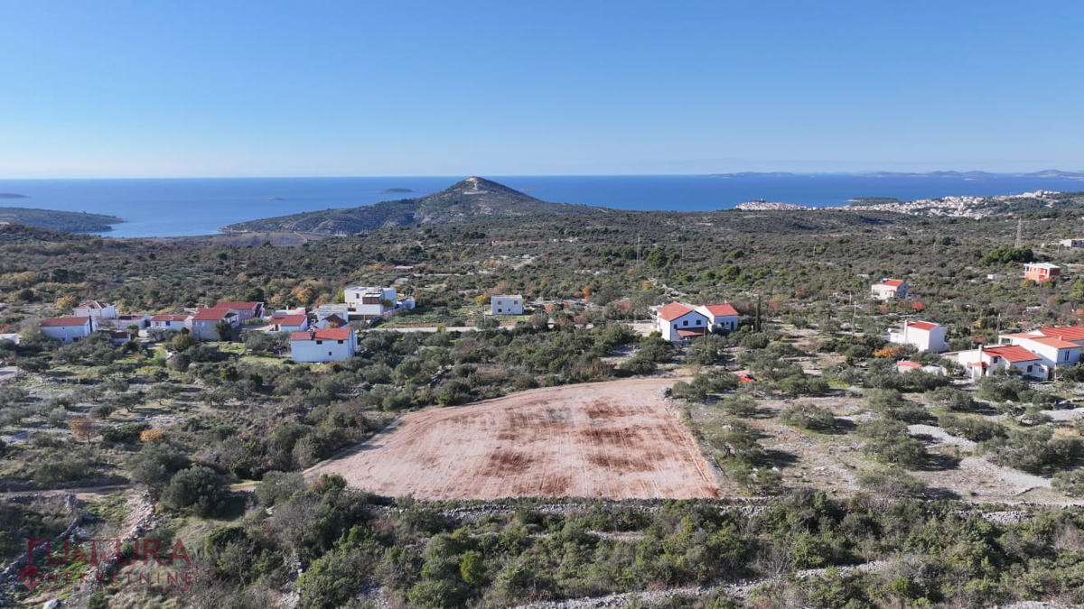 PRIMOŠTEN, GRADBENIŠKO ZEMLJIŠČE 1285 M2, PRODAJA, ČUDOVIT POGLED!!