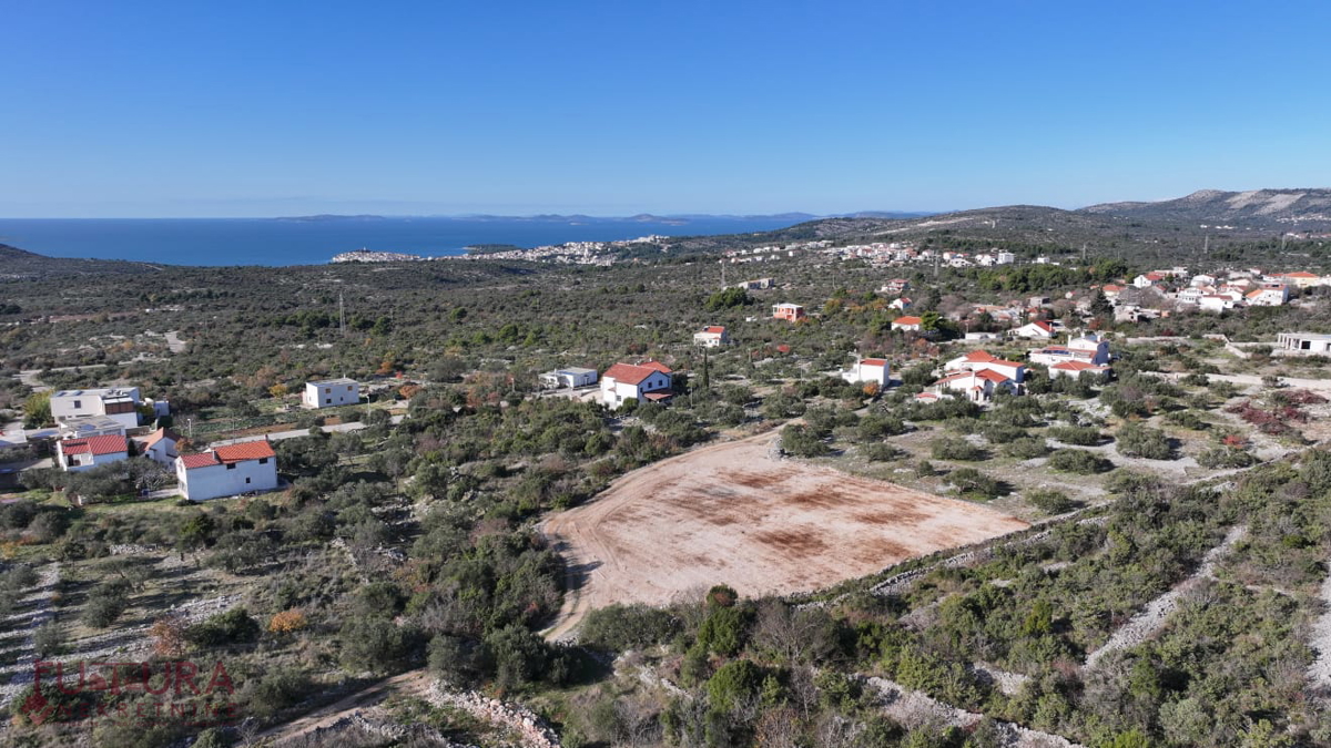 PRIMOŠTEN, GRADBENIŠKO ZEMLJIŠČE 1285 M2, PRODAJA, ČUDOVIT POGLED!!