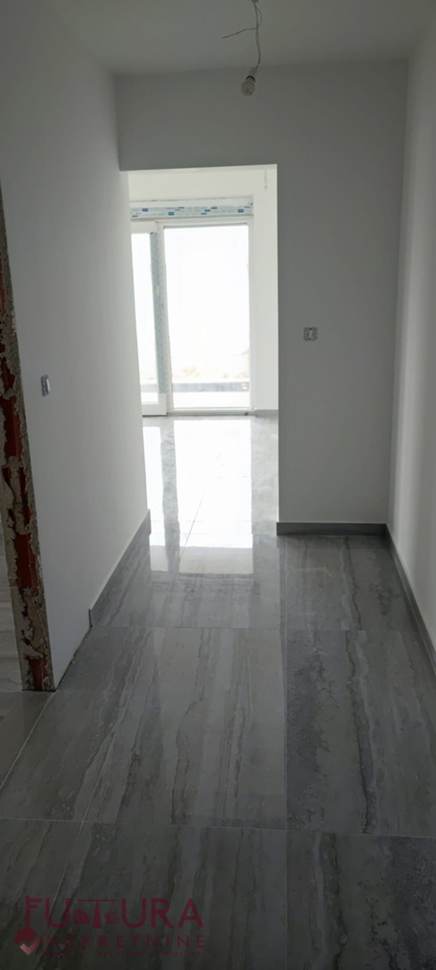 PAG - POVLJANA, PRODAJA STANOVANJA 58,54 M2, RAZGLED, 50 M OD MORJA, NOVO!!!